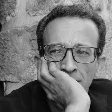 الكاتب فتحي إسماعيل - كاتب مصري حاصل على جائزة إحسان عبد القدوس